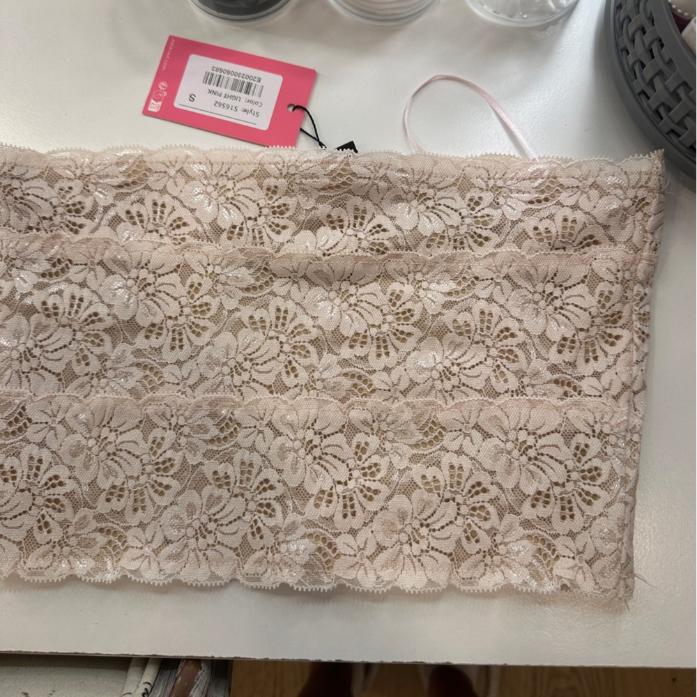 Nadine Lace Tube Top in light pink